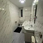 דירה Homestay